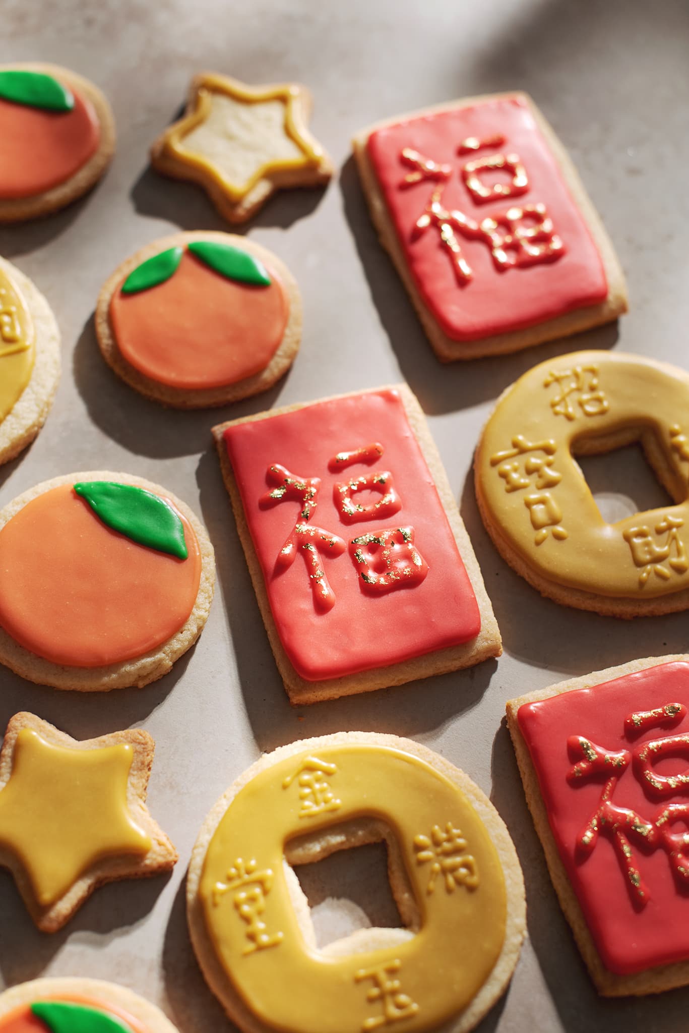 sugar cookie with Chinese fortune written in icing