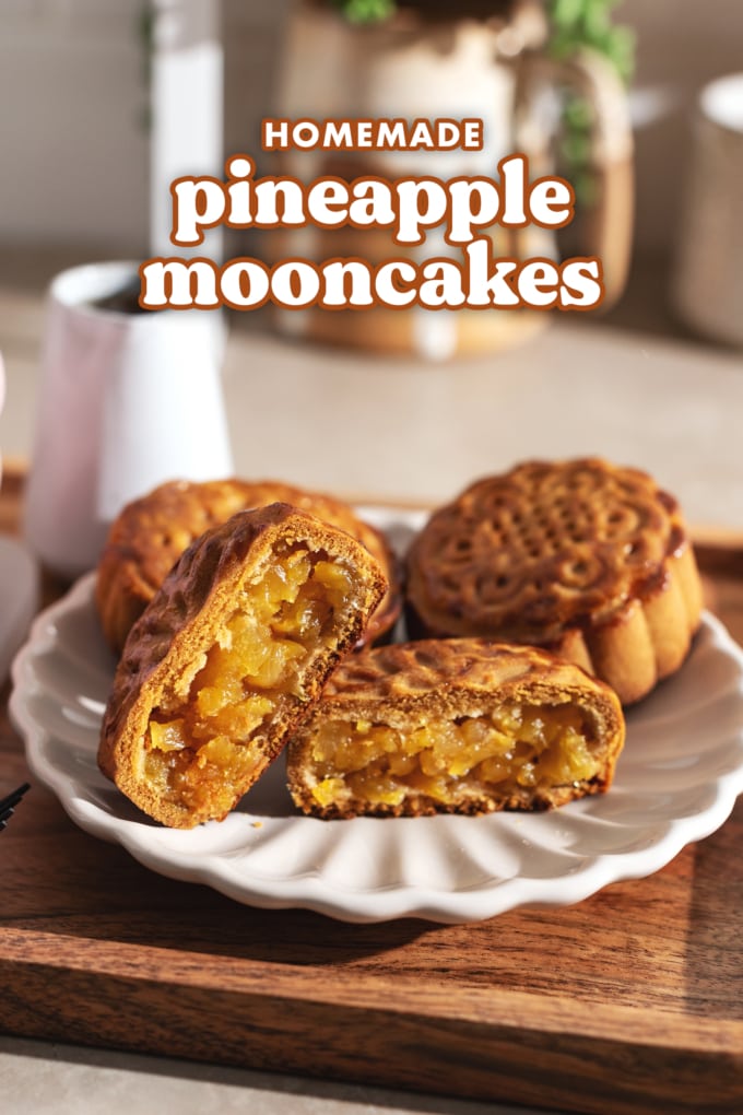 Pineapple mooncake cut in half to show pineapple filling inside.